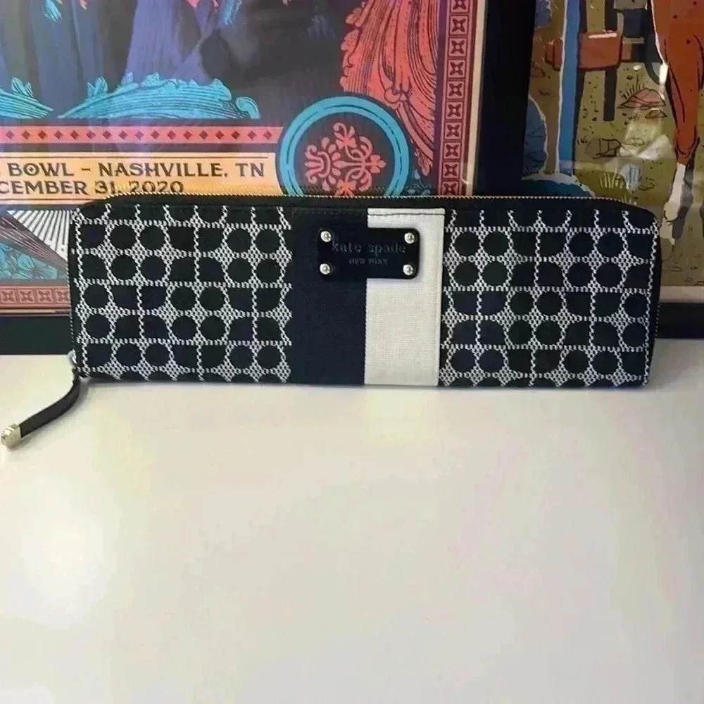 KATE SPADE Black & Bone Canvas Stucco Clutch - Picture 2 of 10